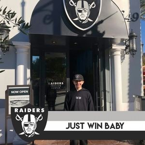 Meet your Posher, Austin